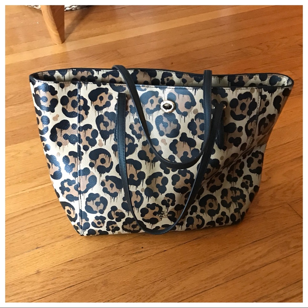 Coach print tote